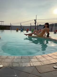 网拍嫩模-朱可儿五月最新超大尺度私拍薄纱透视快来看看奶头和鲍鱼哦